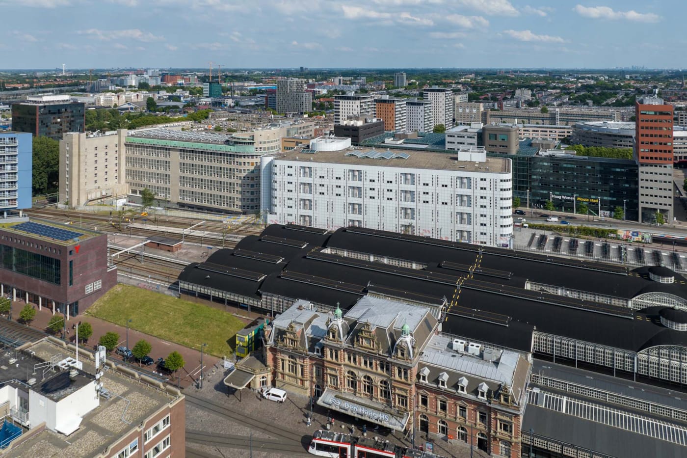 //www.kcap.eu/media/uploads/1881_Stationspostgebouw_KCAP_Kraaijvanger_(c)Ossip van Duivenbode_191_LR.jpg